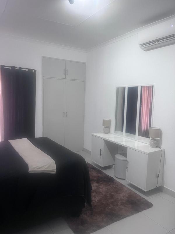 To Let 3 Bedroom Property for Rent in Riviera Park North West
